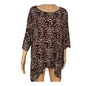 Chico’s animal print oversized dolman sleeve top blouse stretchy size 2 or L
